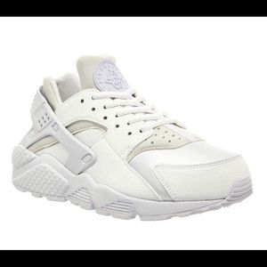 White Nike Hurache Shoes